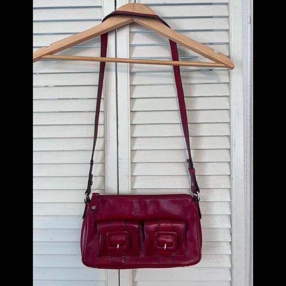 Kenneth Cole Red leather purse - Picture 1 of 8